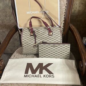 Michael KORS  bundle in excellent condition